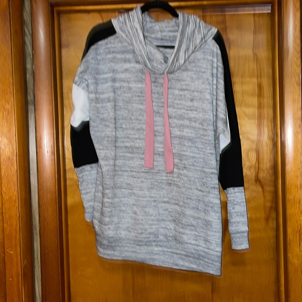 Version cowel neck long sweatshirt